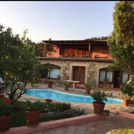 Lupo Cattivo Con Sei Camere- Centro * Porto Cervo