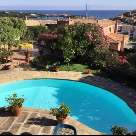Lupo Cattivo Con Sei Camere- Centro Villa *