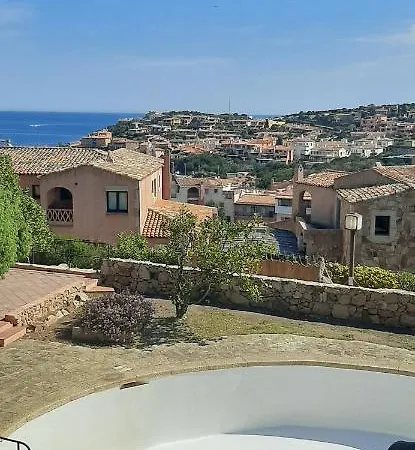 Lupo Cattivo Con Sei Camere- Centro Villa *