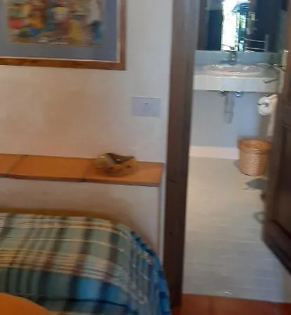 Lupo Cattivo Con Sei Camere- Centro Villa