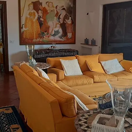 Lupo Cattivo Con Sei Camere- Centro Villa Porto Cervo