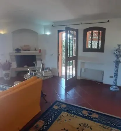 Lupo Cattivo Con Sei Camere- Centro Villa *