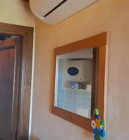 Lupo Cattivo Con Sei Camere- Centro Villa *