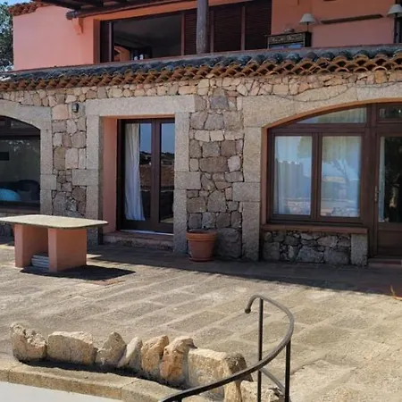 Lupo Cattivo Con Sei Camere- Centro Villa Porto Cervo