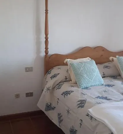 Lupo Cattivo Con Sei Camere- Centro Villa *